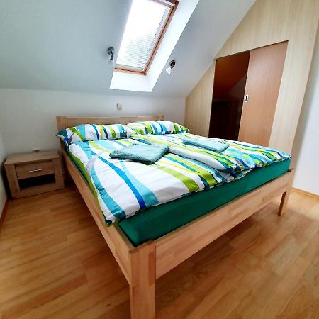 Apartmany Srni U Hlinska Hlinsko Exteriör bild